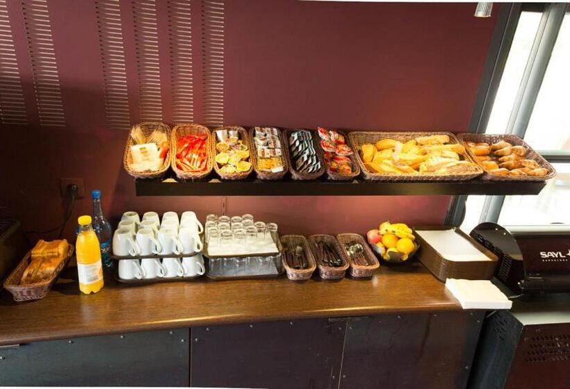 Номер Комфорт, Brit Hotel Marvejols