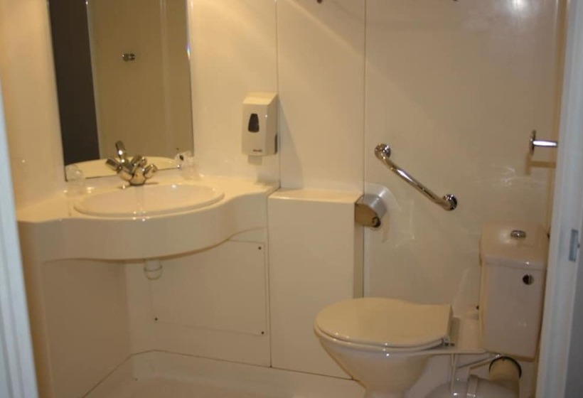 Номер Стандарт, Hôtel Quick Palace Tours Nord