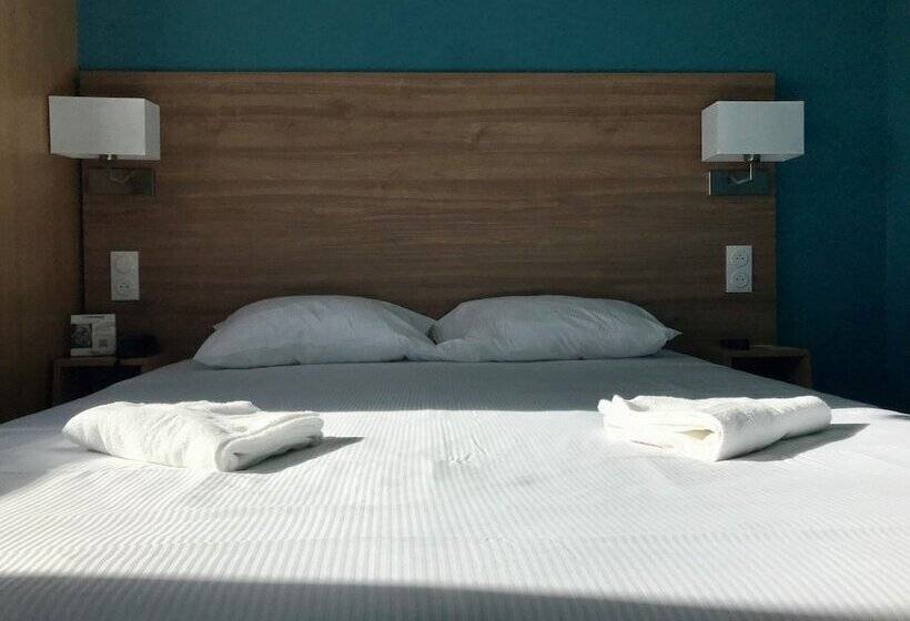 Номер Стандарт, The Originals Access, Hôtel Les Iris, Bercksurmer