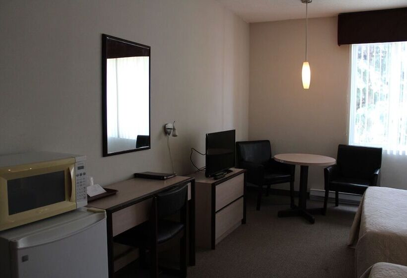Номер Стандарт 2 Двуспальные Кровати, Motel Capri Et Suites