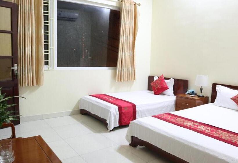 اتاق لوکس با چشم‌انداز دریا, Bien Phong Hostel