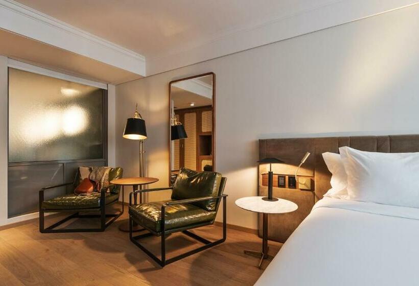 带大床的豪华间, Costanero Mgallery   Accor