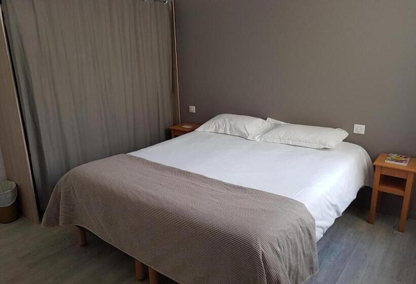 Номер Стандарт Индивидуальный, Logis Hôtel Le Relais