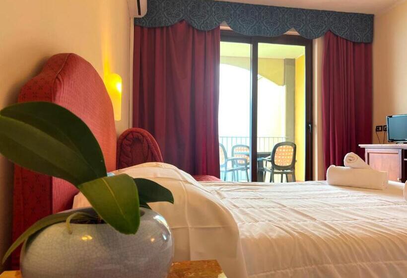 Четырехместный Номер Superior, Village Bazzanega   Montagnoli Group