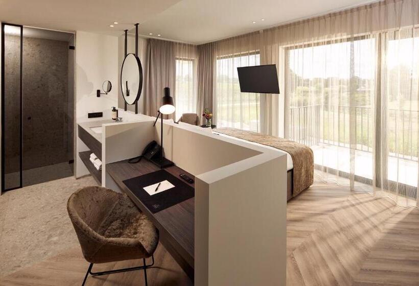 Полулюкс, Van Der Valk Hotel Beveren