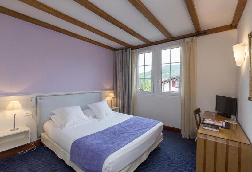 Номер Стандарт, Hôtel Ithurria