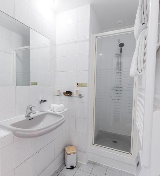 Номер Стандарт, Hôtel Porte Mars Reims Gare Centre Arena