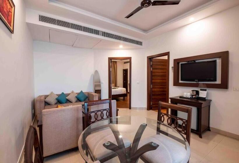 스위트, The Fern Surya Resort Kasauli Hills, Dharampur