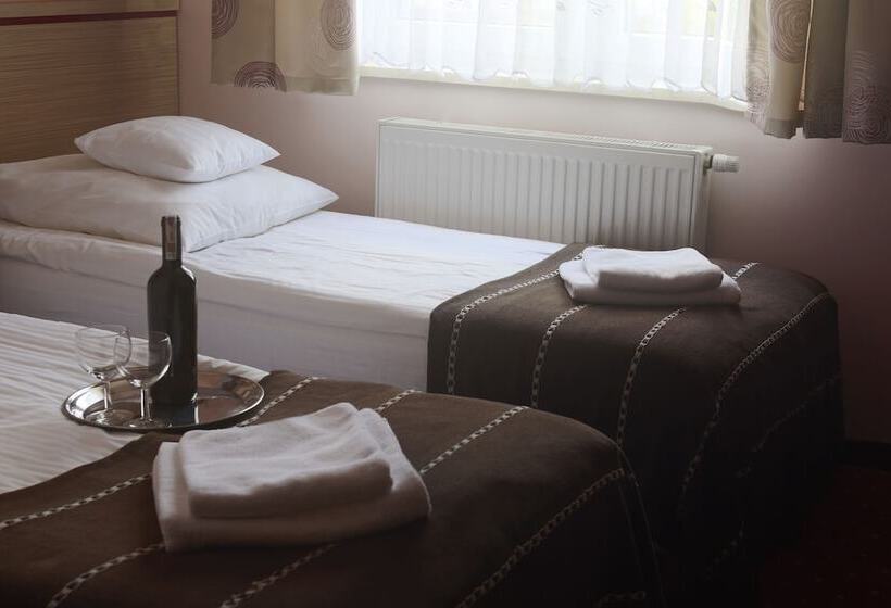Номер Стандарт, Vinci Hotel Airport