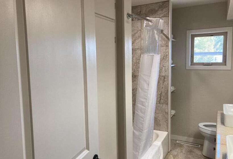1 Sovrums Lägenhet, Bell & Main Alamosa Studio Suite Walking Distance To Downtown