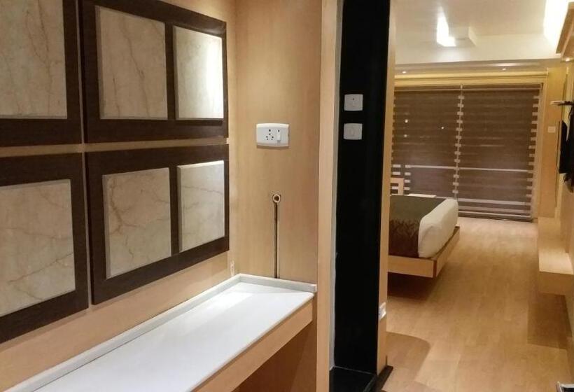 스탠다드 룸 킹사이즈 침대, Darshan Resorts Pvt Ltd