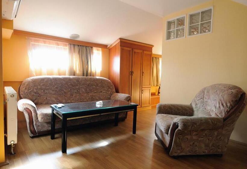 سوییت, Premier Centar