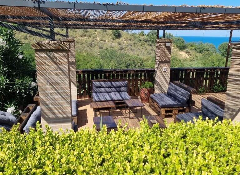 آپارتمان 1 خوابه با تراس, Casale Orgogliosa