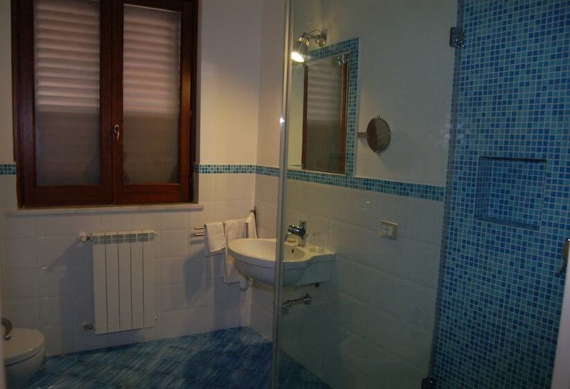 家庭套房, Federico Secondo B&b