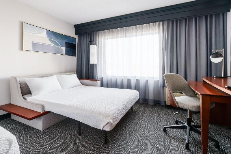 스탠다드 룸 킹사이즈 침대, Courtyard Hartford Farmington