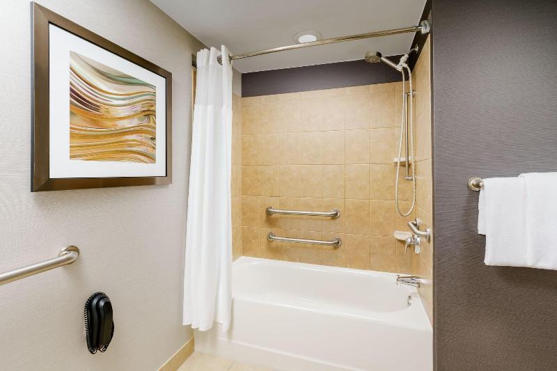 스탠다드 룸 킹사이즈 침대, Courtyard Hartford Farmington