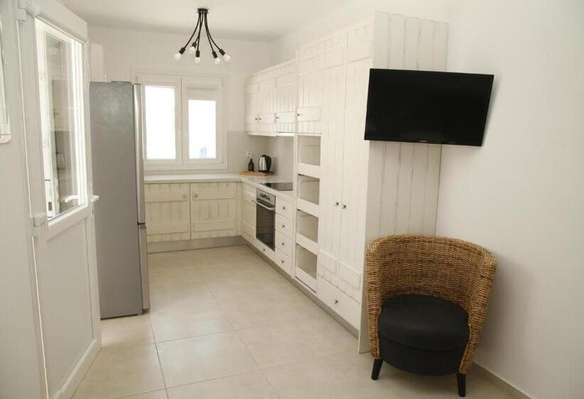 Студия Стандарт, Gelos House