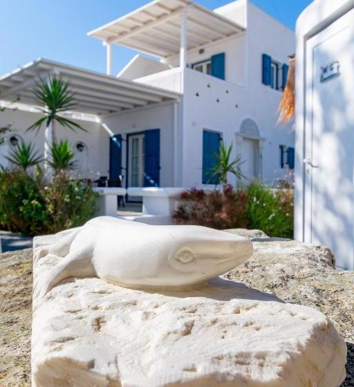 Семейный Номер, Gelos House