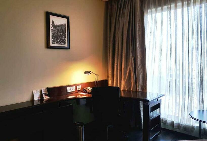 Superior Kamer, Vivanta Hyderabad Begumpet