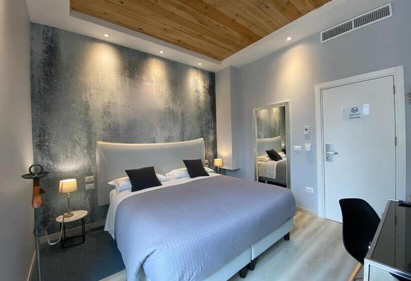 اتاق لوکس با بالکن, Residenze Romano Ristorante & Spa Albergo Diffuso  White