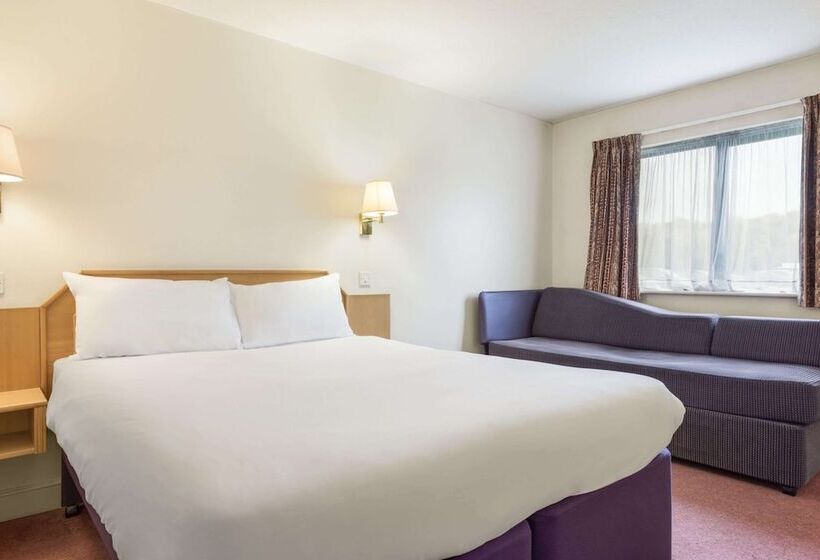 اتاق استاندارد با 2 تخت دوبل, Days Inn Chesterfield   Tibshelf