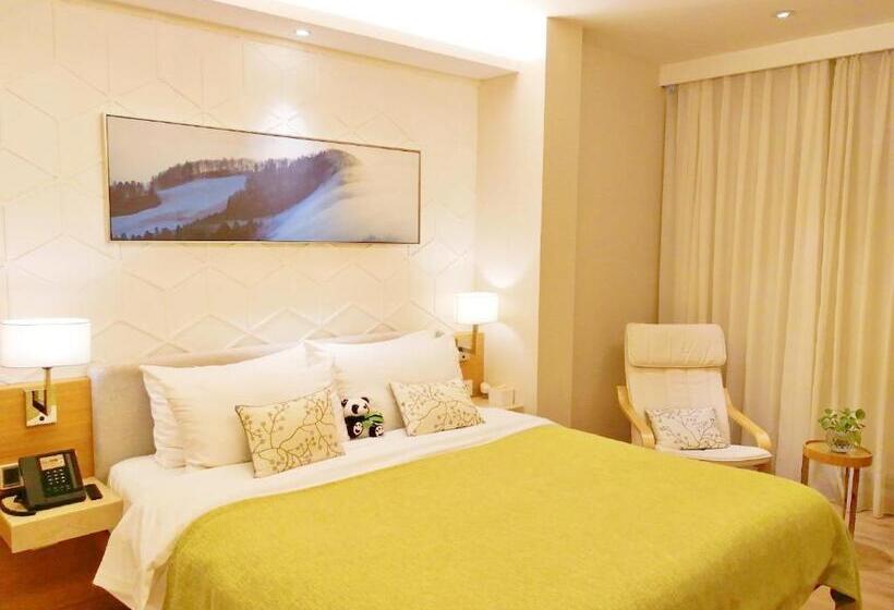 Люкс Вид на Город, H Hotel Riverside