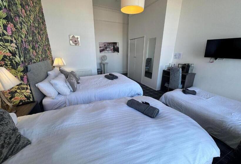 اتاق خانوادگی با چشم‌انداز دریا, The Jubilee Hotel West  With Spa Facilities