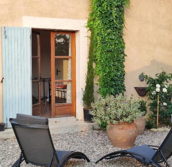 Номер Стандарт Вид на Сад, La Maison Des Romarins Chambres Cosy Climatisées Piscine Cuisine