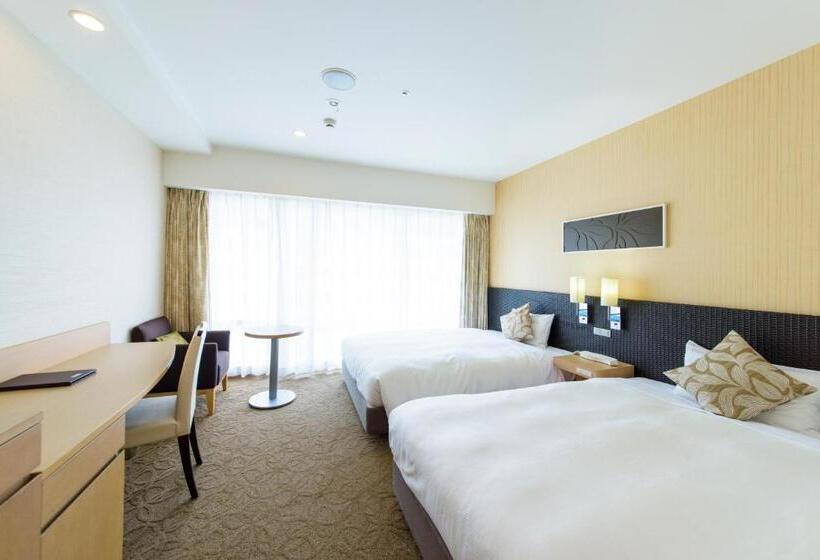 Номер Deluxe, Nishitetsu Resort Inn Naha
