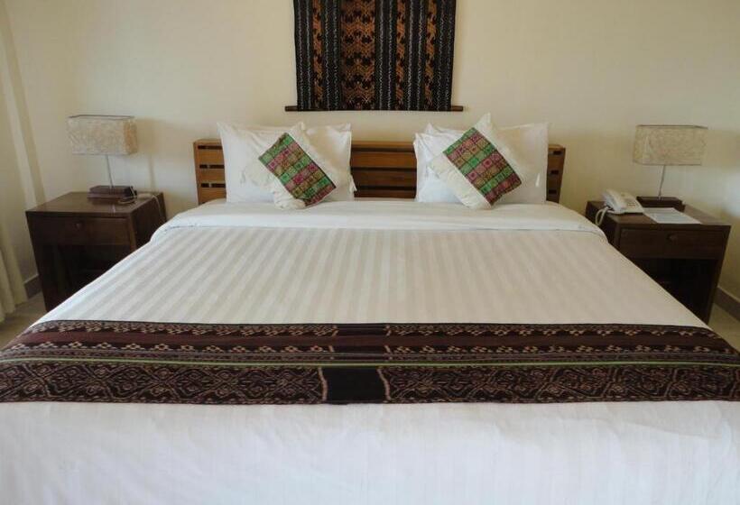 Номер Deluxe, Puri Sari Beach