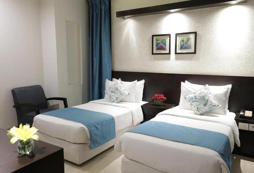 اتاق لوکس, Rockland Panchsheel Enclave