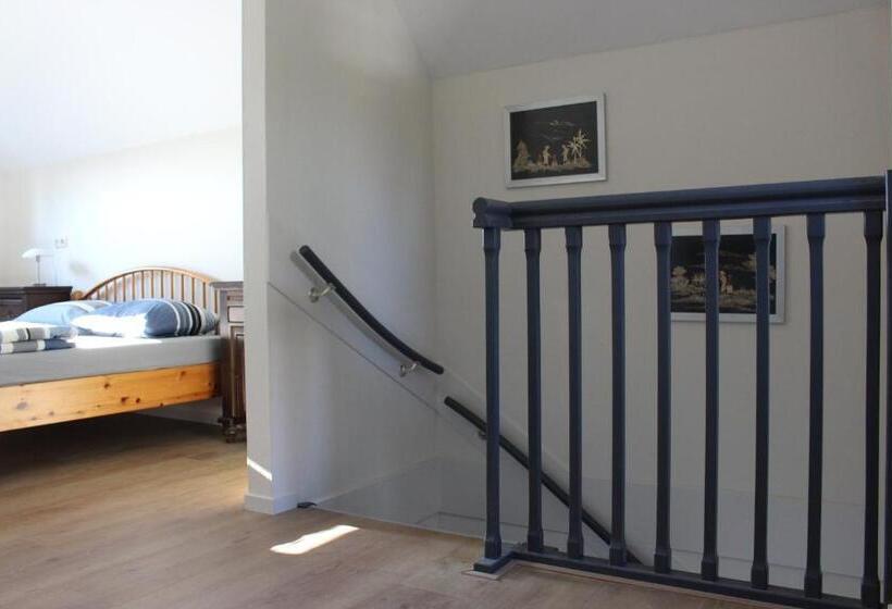 스탠다드 트리플 룸, Logement De Garage
