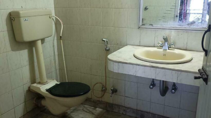 Family Suite, Kumaragiri Cottages Kodaikanal