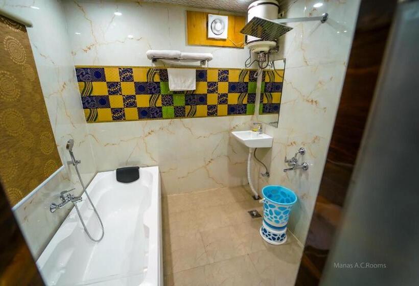 デラックスルーム, Manas Ac Rooms