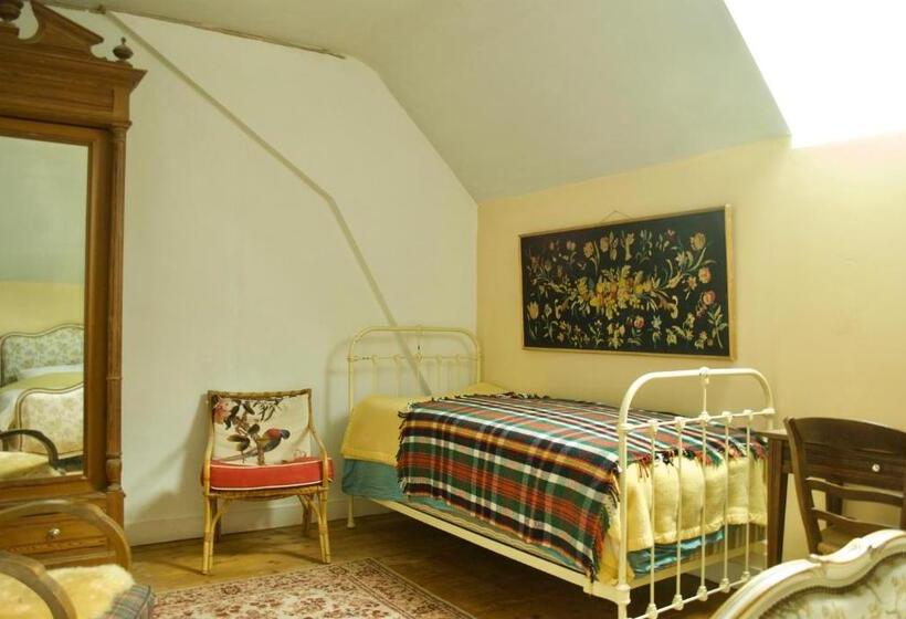 Семейный Номер, Yxie   Manoir Des Arts