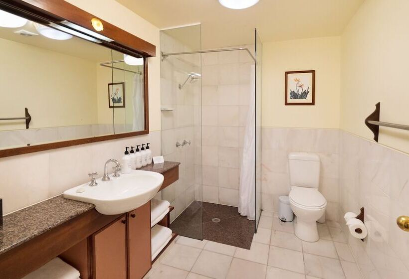 스위트 킹사이즈 침대, Beach Hotel Resort
