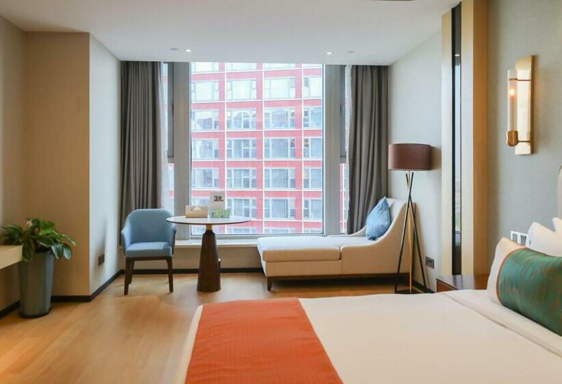 Номер Deluxe Кровать Кинг, Jinling Funhome Hotel Nanjing Jiulong Lake   Nanjing South Railway Station