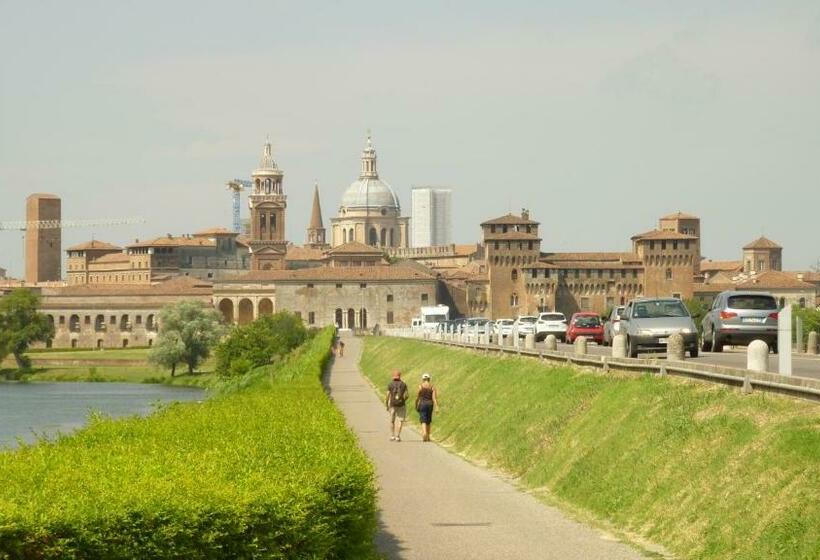 آپارتمان 1 خوابه, B&b Il Melograno