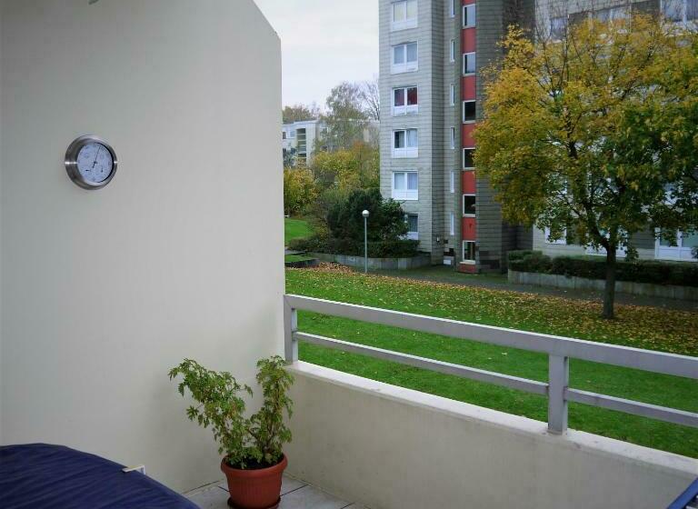 חדר דלוקס יחיד, Messe Zimmer In Geteilter Wohnung