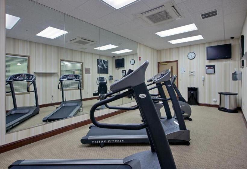 חדר סטנדרט מותאם לאדם עם מוגבלויות, Country Inn & Suites By Radisson, Wilmington, Nc