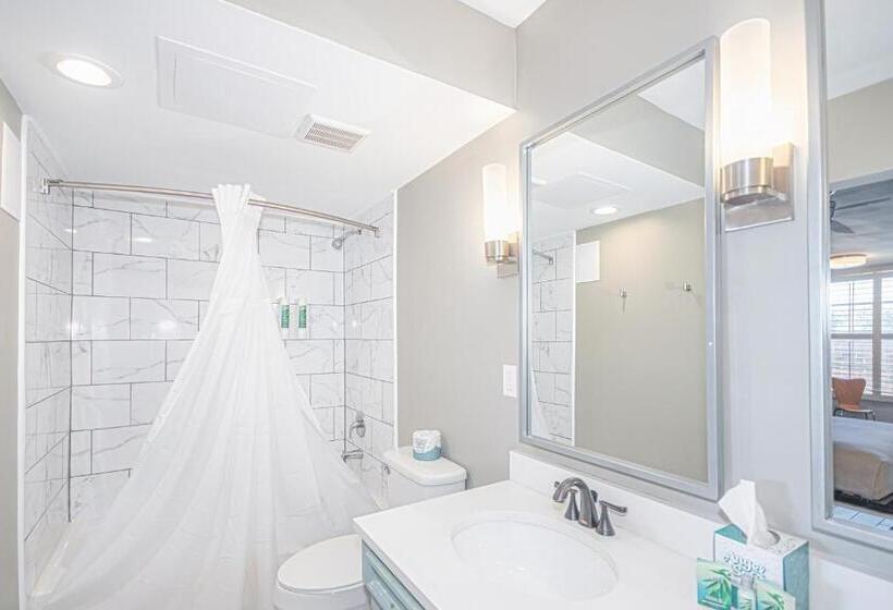 Стандартный Номер Кровать Кинг, Seven Hills Suites