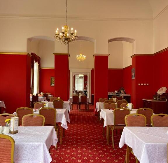 标准间, Windsor Spa