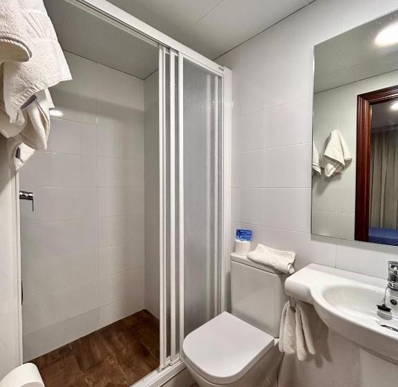 四人标准间, Pensión La Orozca Benidorm
