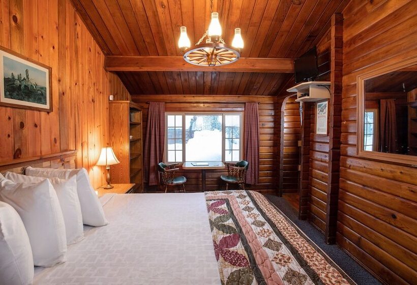 Номер Классика Двуспальная Кровать, Lochsa Lodge