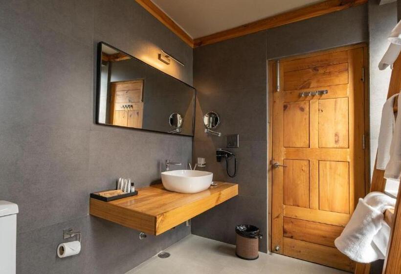 Номер Клуб, Chospa Hotel, Leh