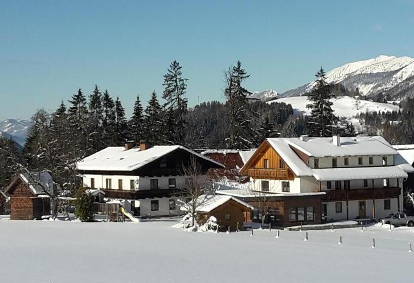 Апартаменты Comfort 2 Спальни, Knirschenhof