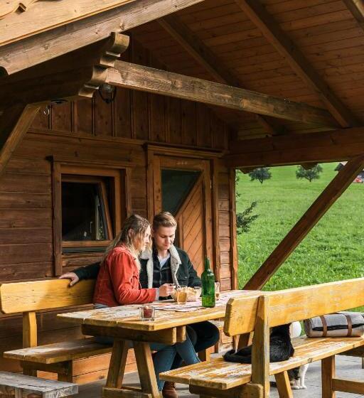 Апартаменты Comfort 2 Спальни, Knirschenhof