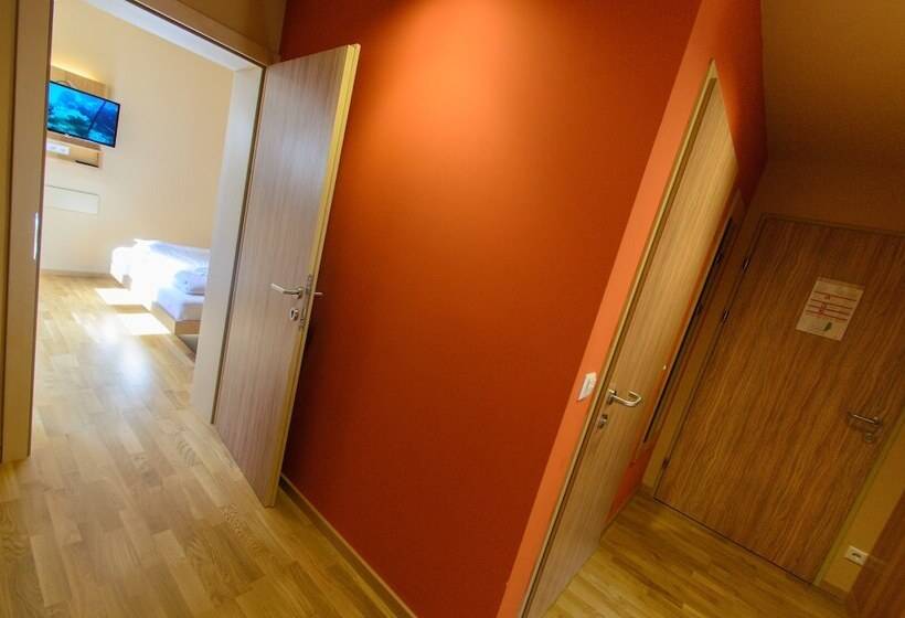 Апартаменты 2 Спальни, Jufa Hotel Grünau Im Almtal