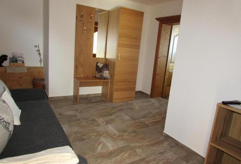 Апартаменты 1 Спальня, Studlerhof