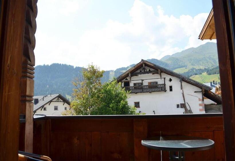 Апартаменты 2 Спальни, Poltehof